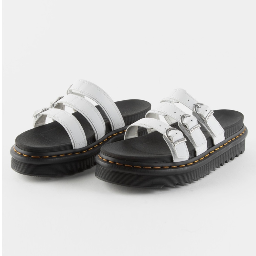DR MARTENS White Slide Sandals. Never worn. Women’s 7.